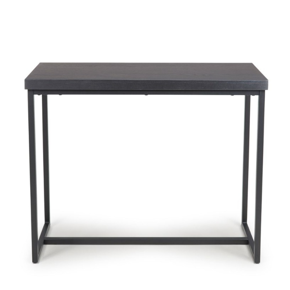 The Boston Console Table in Black Ash features a SmarTops® surface, robust iron legs and a generous design, making it an ideal addition to any setting.