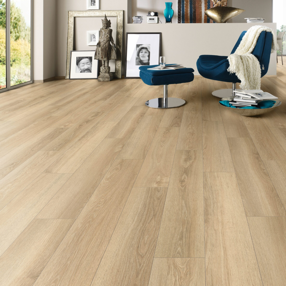 The Cashew Montreux Oak Laminate Flooring - 8mm features light natural tones, AC4 durability, antibacterial protection and easy 1Click 2Go installation