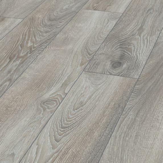 The Highland Oak Silver Laminate Flooring - 12mm features elegant long planks, AC5 durability and 5G click system installation.