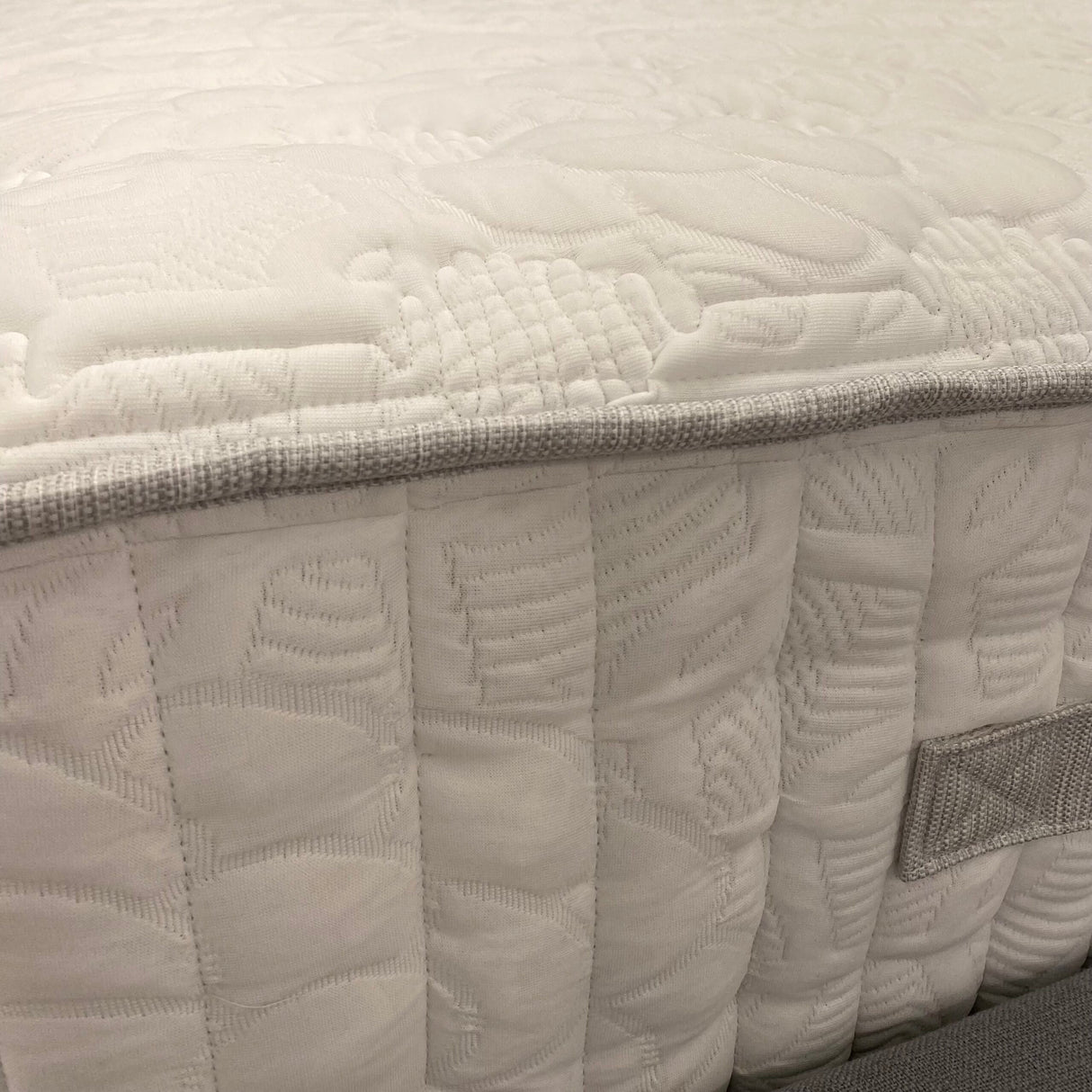 Lawlor's Platinum 6* Mattress