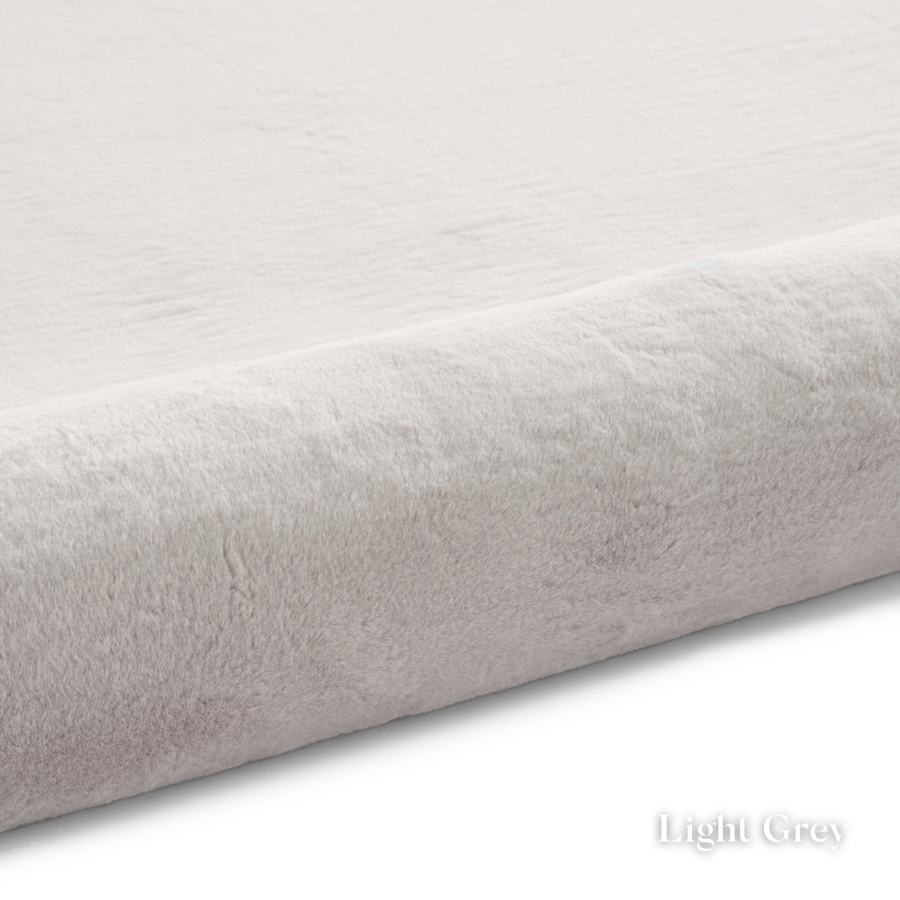 Add minimalist design with the Snug Rug Plain Machine Made Shaggy Rugs range with ultra soft plush pile, polyester and durable machine made quality.