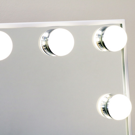 Add some glamour with the 12 Bulb LED Hollywood Makeup Mirror with Swivel Stand - 410mm featuring a compact design, swivel function and 12 stylish bulbs