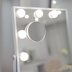 The 12 Bulbs Hollywood Mirror Bluetooth speaker - wireless charging, 3-colour dimmable lights and smart touch control