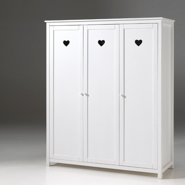 The VIPACK Amori White 3 Door Wardrobe with hearts offers romantic design and storage space for storing clothes, bed linen and more