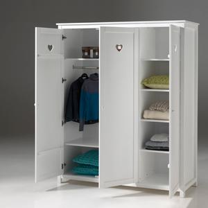 The VIPACK Amori White 3 Door Wardrobe with hearts offers romantic design and storage space for storing clothes, bed linen and more