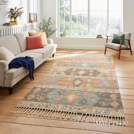 Add some style with the Bazaar Jute Natural Hand Woven Rugs offering strong & organic class with sustainable jute, wool & polyester in a flat weave design
