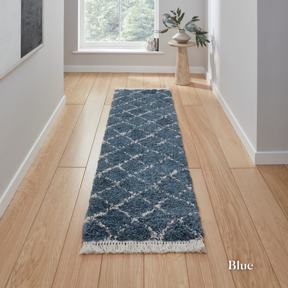 Add bohemian charm with Boho Berber Machine Made Shaggy Rugs range featuring plush shaggy pile, durable polypropylene and stylish fringes.