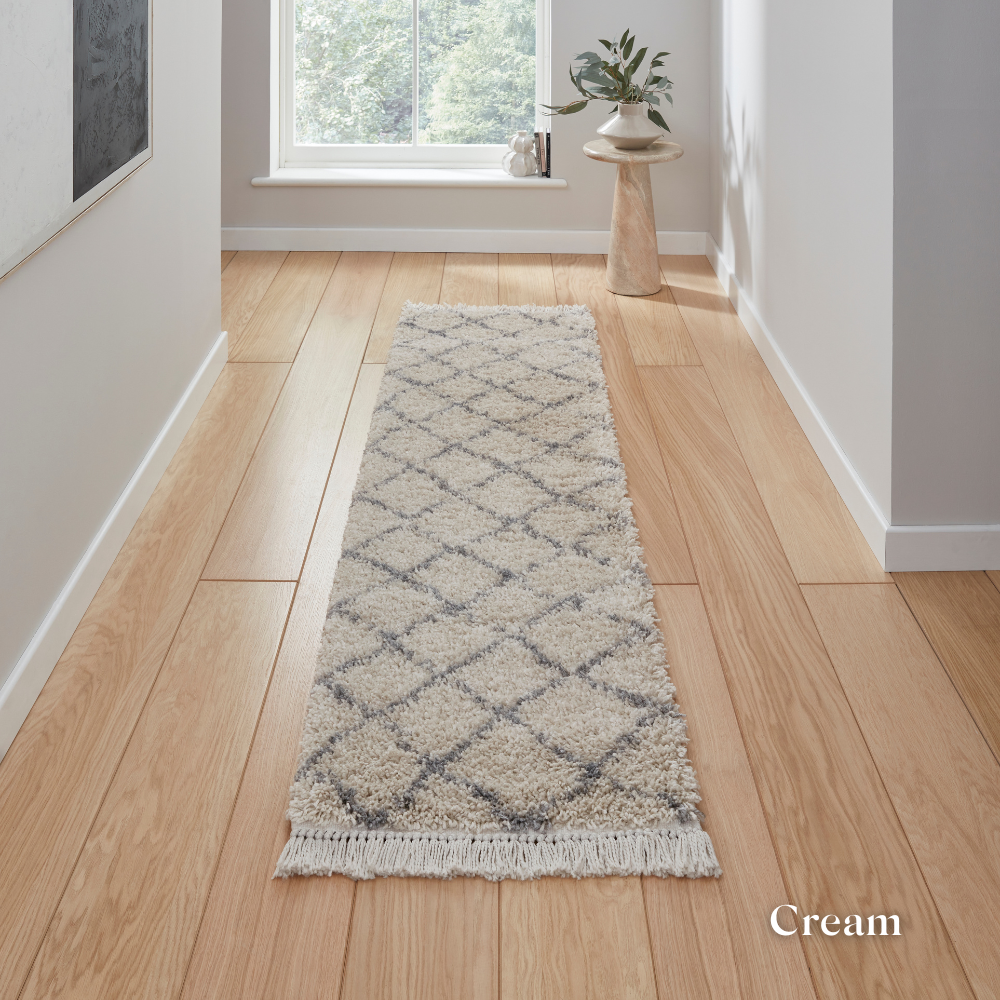 Add bohemian charm with Boho Berber Machine Made Shaggy Rugs range featuring plush shaggy pile, durable polypropylene and stylish fringes.
