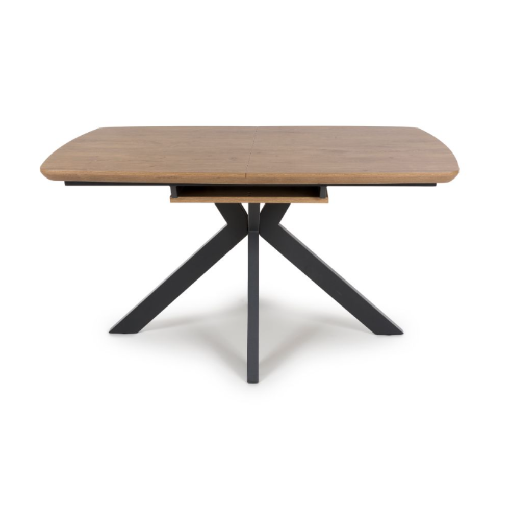 The Boston Extending Table, with a range of 1400-1800mm, features a charming rustic oak veneer, robust metal legs and an expandable surface.