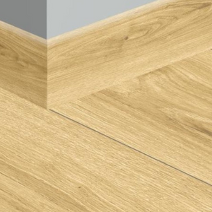 The Condor Oak Laminate Flooring - 12mm features water resistant, AC6 durability, Express Click installation and a 40 year warranty