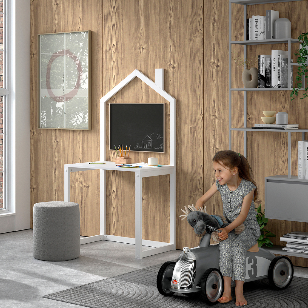 The Dallas Kids Desk in White features a playful house shaped design, charming roof and Scandinavian pine, an ideal desk for drawing, playing and studying