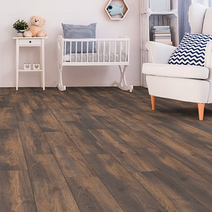 The Elba Oak Titan Laminate Flooring - 12mm, AC5 durability, spill-resistant Aqua Pearl, and natural wood-look finish.