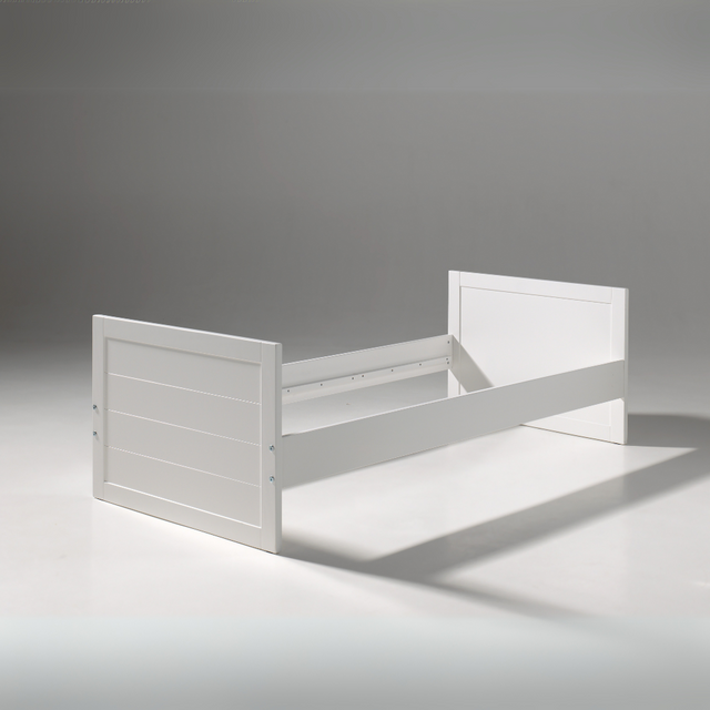 The Erik Convertible Kids Bed in White can convert from a 90 x 200cm bed to a 60 x 120cm baby cot, made from solid pine/MDF with stylish Belgian design