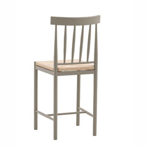 The set of 2 Eton Bar Stool Prairie features a solid oak frame providing durability and hand-woven rope seats