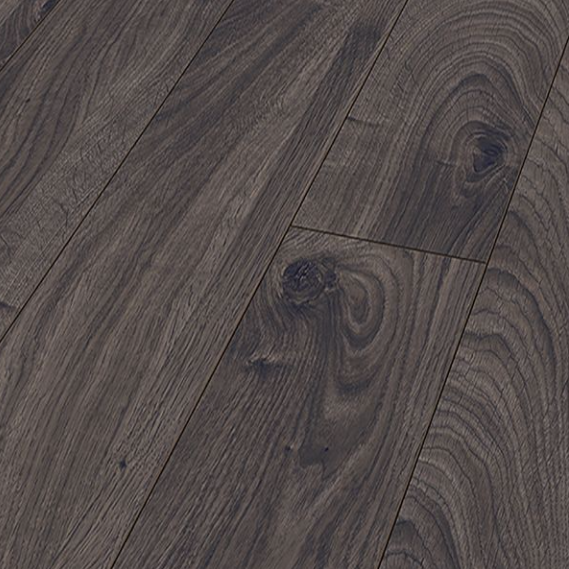 The Everest Oak Laminate Flooring 12mm features AC5 durability, underfloor heating compatible and a 30-year residential warranty