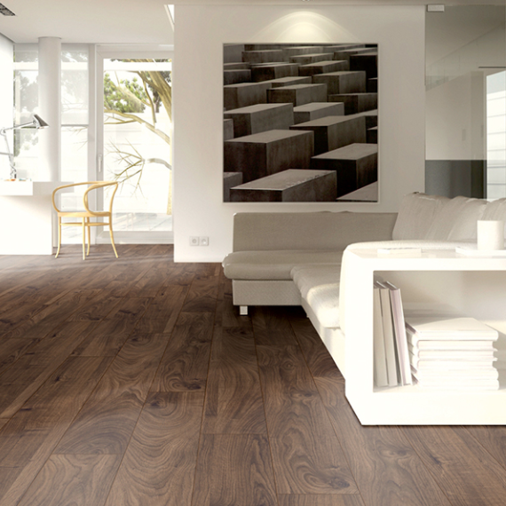 The Everest Oak Laminate Flooring 12mm features AC5 durability, underfloor heating compatible and a 30-year residential warranty