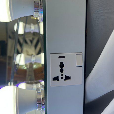 The Glamour Hollywood vanity mirror with 12 dimmable bulbs, white light modes, Bluetooth speakers, USB/Type-C ports, smart touch control & detachable base