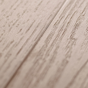 Grizzly Bug SPC Max Flooring 5.5mm provides exceptional durability, a UV-coated surface and suitable for both residential and commercial environments.