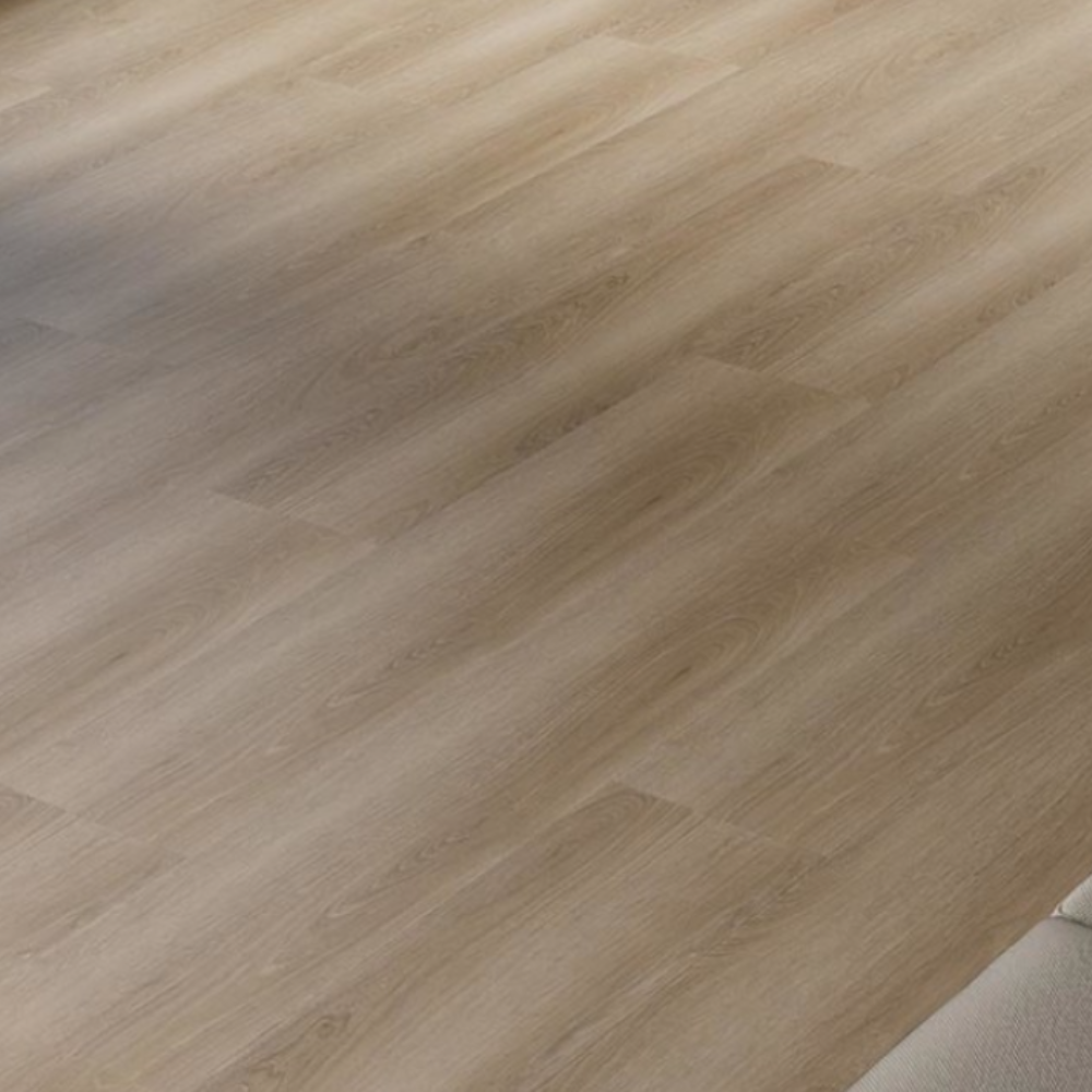 Grizzly Bug SPC Max Flooring 5.5mm provides exceptional durability, a UV-coated surface and suitable for both residential and commercial environments.