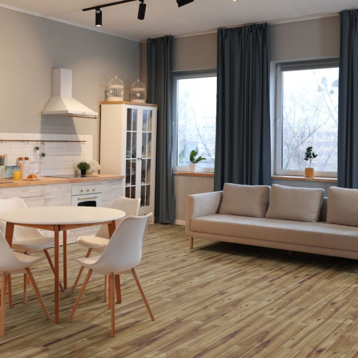 Hickory Bravo Laminate Flooring 8mm in a living room