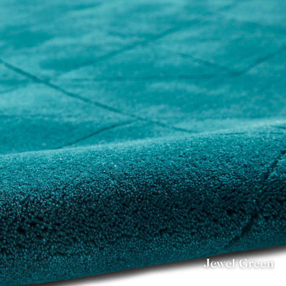 The Kasbah Modern Hand Tufted Wool Rugs offers luxurious wool, a thick pile and bold colours, making them a stylish and durable choice for modern interiors.