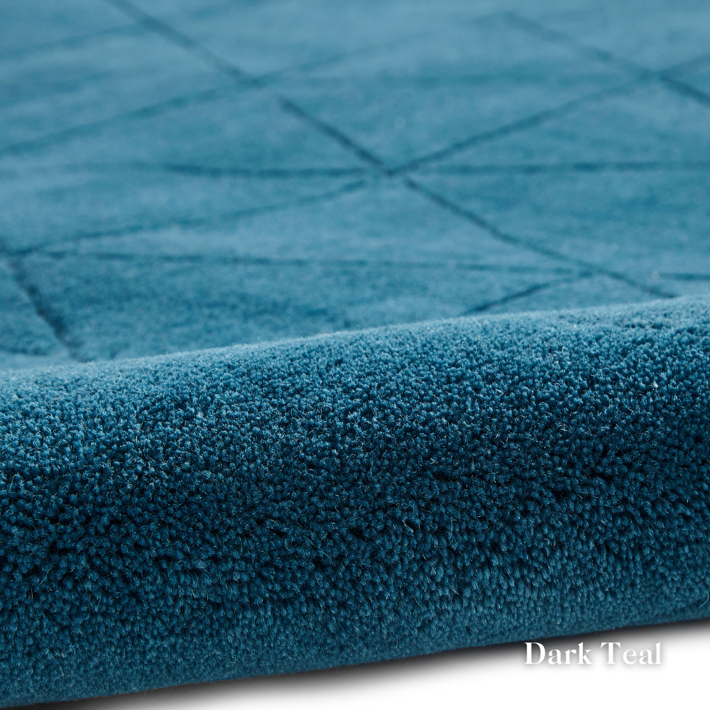 The Kasbah Modern Hand Tufted Wool Rugs offers luxurious wool, a thick pile and bold colours, making them a stylish and durable choice for modern interiors.