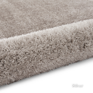 Introduce style with the Sierra Plain Shaggy Machine Made Rugs range with ultra soft pile, textured feel and durable machine made quality.