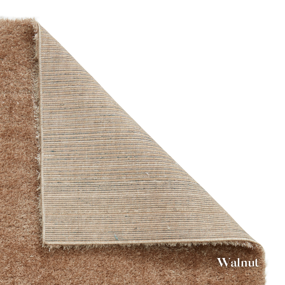Introduce style with the Sierra Plain Shaggy Machine Made Rugs range with ultra soft pile, textured feel and durable machine made quality.