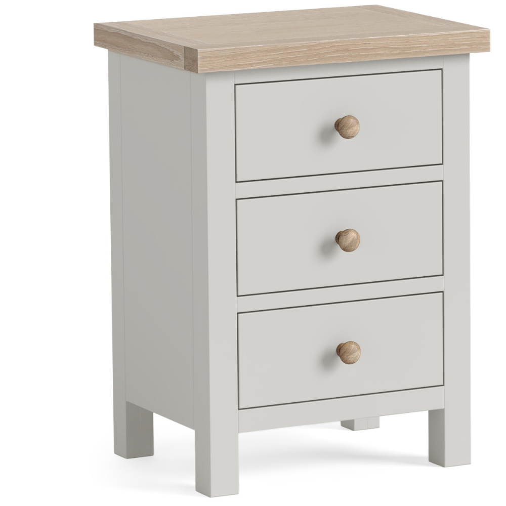 Country Painted Bedside Locker in Light Grey has a compact design and features an oak-effect top, three roomy drawers and antique style knobs.