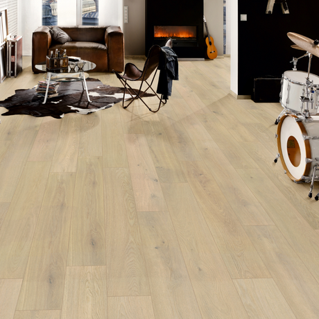 The Rope Ethereal Oak Laminate Flooring - 10mm features AC5 durability, 48hr protection, easy fit locking and suitable for underfloor heating