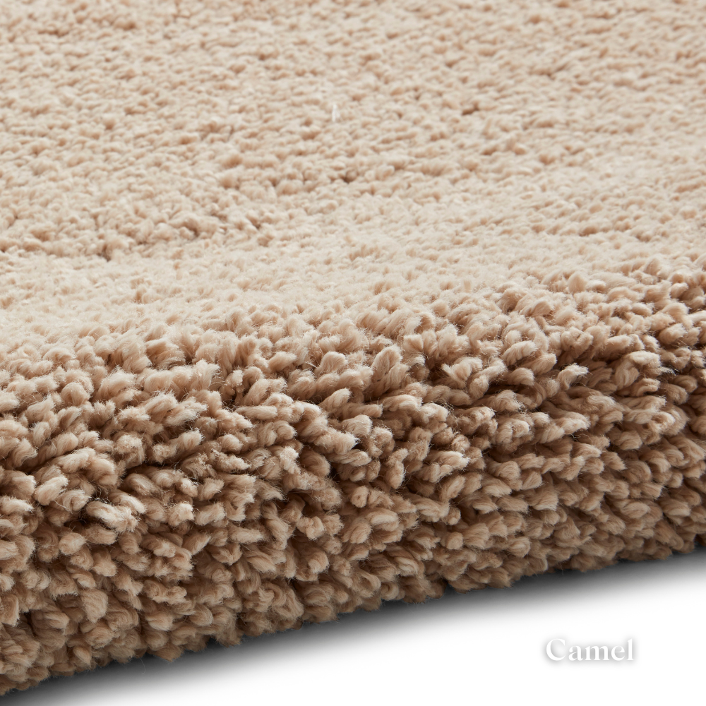 Introduce style with the Sierra Plain Shaggy Machine Made Rugs range with ultra soft pile, textured feel and durable machine made quality.
