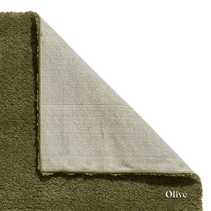 Introduce style with the Sierra Plain Shaggy Machine Made Rugs range with ultra soft pile, textured feel and durable machine made quality.