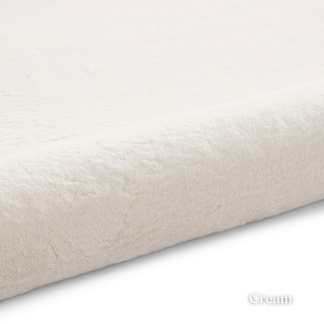 Add minimalist design with the Snug Rug Plain Machine Made Shaggy Rugs range with ultra soft plush pile, polyester and durable machine made quality.