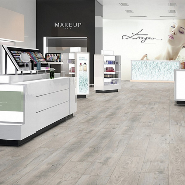 The Sound Chillout Oak Laminate Flooring - 12mm features AC5 durability, seamless installation, and a 30-year warranty included.