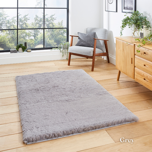 Elevate your space with the ultra-soft Super Teddy Plain Shaggy Table Tufted Rugs range featuring high quality polyester, durable and bold colour choices.