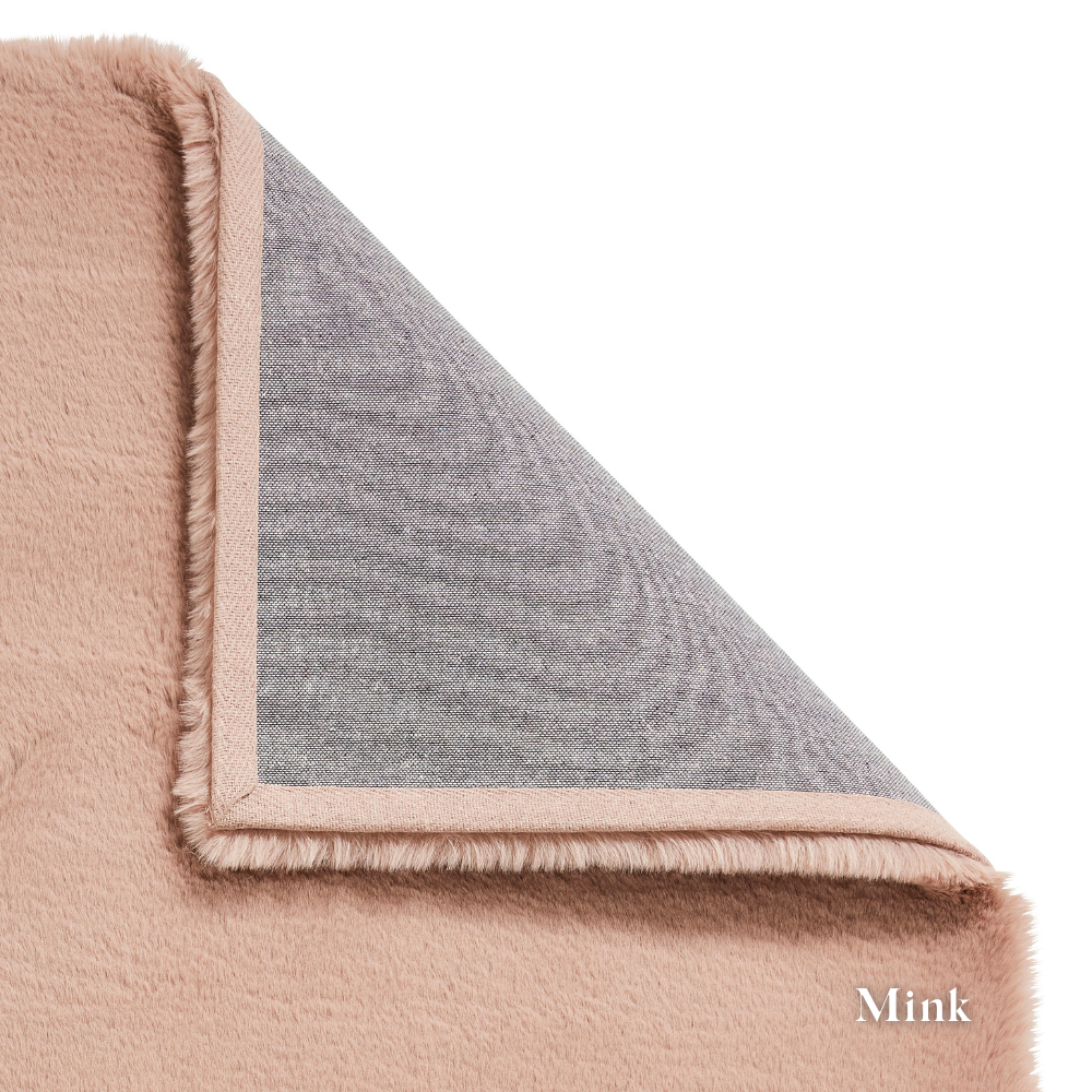 Elevate your space with the ultra-soft Super Teddy Plain Shaggy Table Tufted Rugs range featuring high quality polyester, durable and bold colour choices.