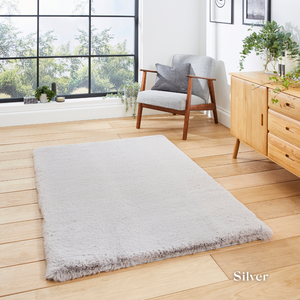 Elevate your space with the ultra-soft Super Teddy Plain Shaggy Table Tufted Rugs range featuring high quality polyester, durable and bold colour choices.