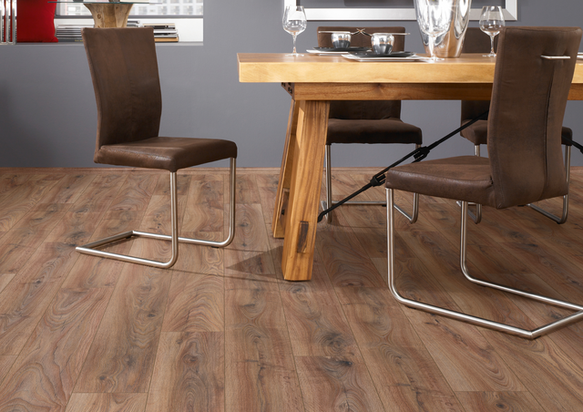 The Cashmere Oak Long & Wide Laminate Flooring - 12mm features AC5 wear rating, waterproof, 30-year guarantee, authentic wood look, underfloor heating compatible, easy installation.