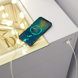 The Vanitti Eva 18 Drawer Dresser & 14 Bulb Hollywood Mirror Set features LED lighting, Bluetooth speaker, USB/Type-C ports and adjustable brightness